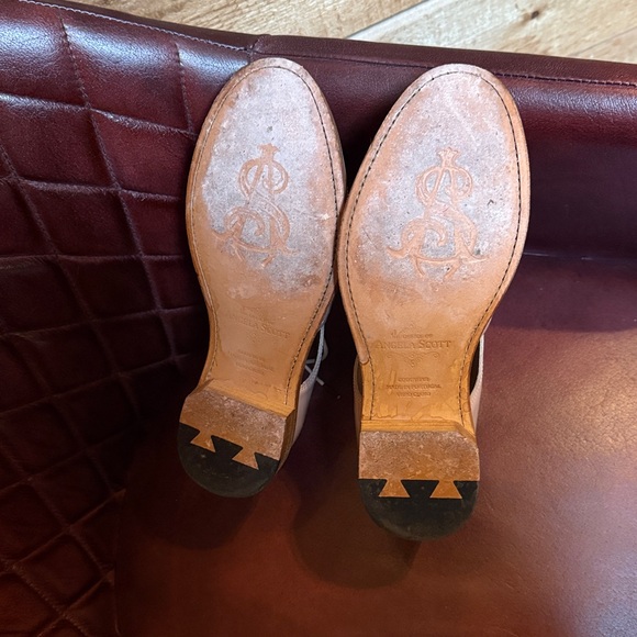 The Office of Angela Scott Mr. Muffin Cutout Derby Oxfords in Mauve 37 7 - Picture 4 of 4